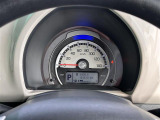 【スピードメーター】メーターがシンプルで見やすく運転しやすいですね!