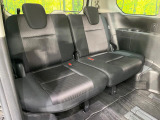 3列目シートはもちろん状態良好☆大人でもゆったりと座って頂けますので、大人数でのお出かけもラクラクです♪ご家族で、気の知れた仲間で、ドライブに行くのが楽しみですね♪