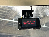 【ドライブレコーダー】ドライブレコーダー装備!走行中はもちろん、あおり運転や事故に遭遇した際、映像で記録し、万一のリスクに備えます。※記録用SDカードはお客様ご自身でご準備いただく必要があります。