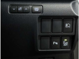 内装には通常使用によるものと思われるダメージがございます。