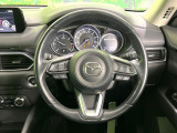 ステアリングも使用感が少なく、きれいな状態となっております♪