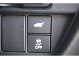 【装備】走行中の車両の横滑りを抑制するVSAやテールゲートを閉めることができるパワーテールゲートスイッチ等便利な機能が満載!
