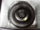 安心のスペアタイヤ装備