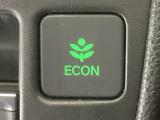 ★ECONスイッチ★ エコドライブを加速しよう!スイッチをONにすると、運転の仕方によるロスを抑え込み燃費をよくするようクルマが頑張ります(*^ー^*)燃費向上にチャレンジ♪