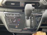 タッチパネル式オートエアコン ☆CVT無段変速機 変則ショックが少なく低燃費