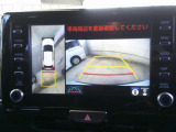 全方位ビューモニター、バックガイドモニター付いております!車庫入れの際にあると役立ちますよ♪
