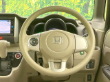 ステアリングも使用感が少なく、きれいな状態となっております♪