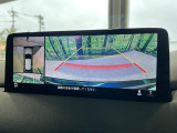 【360&deg;ビューモニター】専用のカメラにより、上から見下ろしたような視点で360度クルマの周囲を確認することができます☆死角部分も確認しやすく、狭い場所での切り返しや駐車もスムーズに行えます。