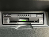 ETC搭載車しか通過できないスマートICが利用できるようになります。現在、スマートICの設置箇所も増えてきてます。また、料金所での小銭の出し入れや雨天時における窓の開閉などの紛らわしさも解消されます。