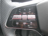 便利なステアリングオーディオスイッチが付いて走行中に便利です