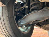お車を安心してお乗りいただく為には、足回りの定期点検が欠かせません。サービスサポート(有償保証)では無料点検もご提供しており、安心のカーライフをお過ごしいただけるサポート体制が整っています。