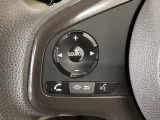 ステアリングリモコンは、運転中でも簡単に音量調整やチャンネル変更もできます!わき見運転防止にもつながるので安心です♪