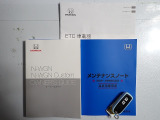 【取扱い説明書;オーナーズマニュアル】緊急時に助かりますね。それに加えメンテナンスノートがあるのは大切にされていた証拠です。