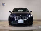 【キドニーグリル】BMWは約90年もの間、ほぼ全ての車両にひと目でBMWだと分かるこの特徴的なフロントグリルが備えられ、デザイン・アイコンとして親しまれてきました。