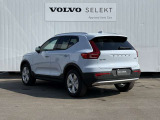 ◆バック/万が一を考え、安全性を重視する方に選ばれているVOLVO車。ドアを開閉するとその重み・厚みに驚くはず