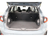 大容量のラゲッジルーム。リヤシートのバックレストを分割して倒す事で拡張出来ます