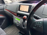 ☆納車までに車両美装など専任スタッフが作業いたします☆ 内装はスチーム洗浄をはじめ、できるだけ気分よくお乗りいただけるよう美装いたします!外装は機械で磨きをかけて、ワックスコーティングをかけています。