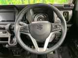 【純正革巻きステアリング】上質な革を使用することで、手にしっかり馴染みとても運転しやすいハンドルです♪
