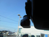 今話題のドライブレコーダー装備車。万が一のトラブルの際、証拠として効果を発揮してくれます。
