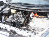 エンジンルームもきれいですよ。機関機構系も良好です。納車前に点検整備も行います。エンジンオイル・オイルフィルター・エアコンフィルター・ワイパーゴムは必ず交換致します(エアコンフィルターは、装着車のみ)