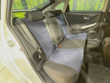 後部座席も気になるようなキズ・汚れやへたり等、大きなダメージはなく、良好な状態です。