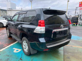 当店では、自社で仕入れした厳選車両を、多数展示しております。リーズナブルなお車を多数在庫しております。掘り出し物を探しにいらしてください。
