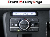 お好み温度に設定すると自動で調整してくれるオ-トエアコン装着車です。