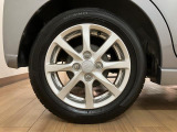 14インチアルミホイール付きです☆