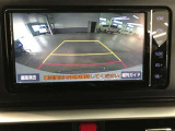 バックガイドモニターで、後方を確認しながら安心して駐車することができます。運転初心者も熟練者も必須の機能ですよ!