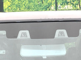 【スズキ セーフティサポート】走行中に前方の車両等を認識し、衝突しそうな時は警報とブレーキで衝突回避と被害軽減をアシスト。より安全にドライブをお楽しみいただけます。