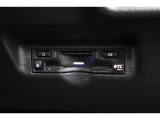 スッキリ装着されたビルトインタイプのETC!高速道路走行の料金所をノンストップで通過できます。※ ETCカードのお申し込みも当社にお任せ下さい!