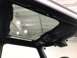 開放感あふれる大きなスカイルーフ!スーパーUV&IRカット機能付です(^^♪