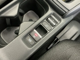 パーキングブレーキはスマートな電子制御式と合わせて渋滞時等にブレーキペダルから足を離しても停車状態を保持してくれるオートブレーキホールド機能で運転が楽になります。スタートはアクセルペダルを踏むだけ