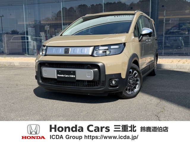 フリード 1.5 e:HEV クロスター 