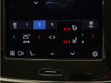 Google搭載によりさまざまな機能をハンズフリー操作できます。フロントにはシートヒーター、ステアリングホイールヒーターを装備!北欧スウェーデン発祥のブランドならではのオプションです。