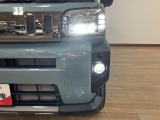 LEDヘッドライト&LEDフォグランプを装備!暗い道でも白い光で明るく照らして、安全に運転出来ます♪