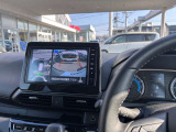 上空から見下ろしたような表示で車両感覚のつかみやすい『アラウンドビューモニター』に移動物検知警報(MOD)があり更に安心です。