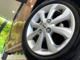 【純正14インチアルミホイール】外観にマッチした純正アルミホイールを装着しております。各種社外アルミホイールや、スタッドレスタイヤも取扱いしております。是非ご相談ください♪