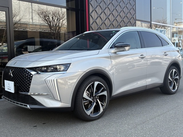DS7オペラ E-TENSE 4×4 4WD