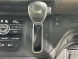 【シフトレバー】シフトの操作がしやすく快適なドライブを楽しんでいただけます!