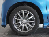 アルミホイール装着車です!これで足元まわりもおしゃれにきまります!