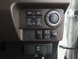 両側電動のスライドドアで楽々スムース!運転席からも開閉の操作もできます♪キーのスイッチひとつで自動開閉できる便利な機能もついてます♪
