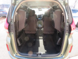 サードシートを収納するとご覧のとおり!大容量の荷室が完成です!