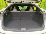 普段のお買い物や通勤、送迎等に十分な荷室スペースを確保しております。セカンドシートを倒すと、大きな荷物の積載も可能です♪