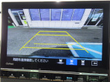 ★バックモニター搭載★ バック時目視しにくいクルマの周囲をカメラで映し出し、安全・安心駐車をサポート♪バックの苦手な方も後ろがハッキリ見えるので安心です☆