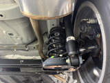 お車を安心してお乗りいただく為には、足回りの定期点検が欠かせません。サービスサポート(有償保証)では無料点検もご提供しており、安心のカーライフをお過ごしいただけるサポート体制が整っています。