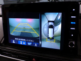 バックカメラもあるので後退時も安心です。視点も切り替えができて便利です。