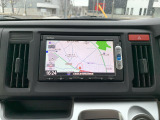 ■ナビはルート案内はもちろんですが、Bluetooth接続にも対応していますので、スマホの中の音楽を手軽に楽しむこともできます。