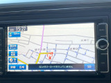 ●純正ナビ:一体感のあるナビは、高級感ある車内を演出してくれます。Bluetooth再生などオーディオ機能も充実しておりますので、運転もより楽しめます♪