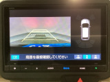 バックでの車庫入れも安心です! リアカメラが付いているバックモニター付のナビを装備しております。バンパーについているソナーや、操作線もついており距離感も画面から確認できます。